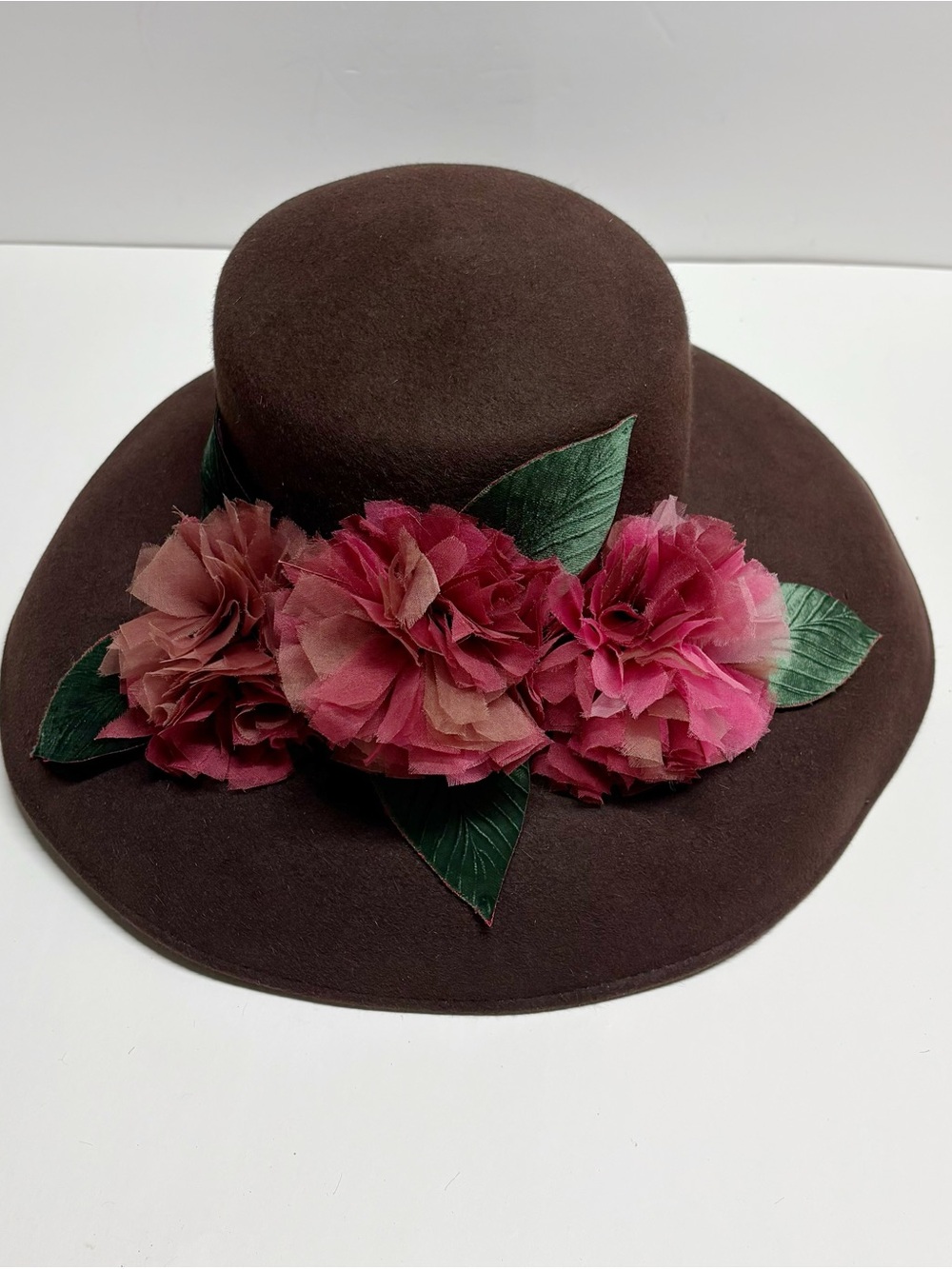 Vintage Bailey Tomlin London Women's Brown Wide-Brim Felt Hat Pink Floral Trim